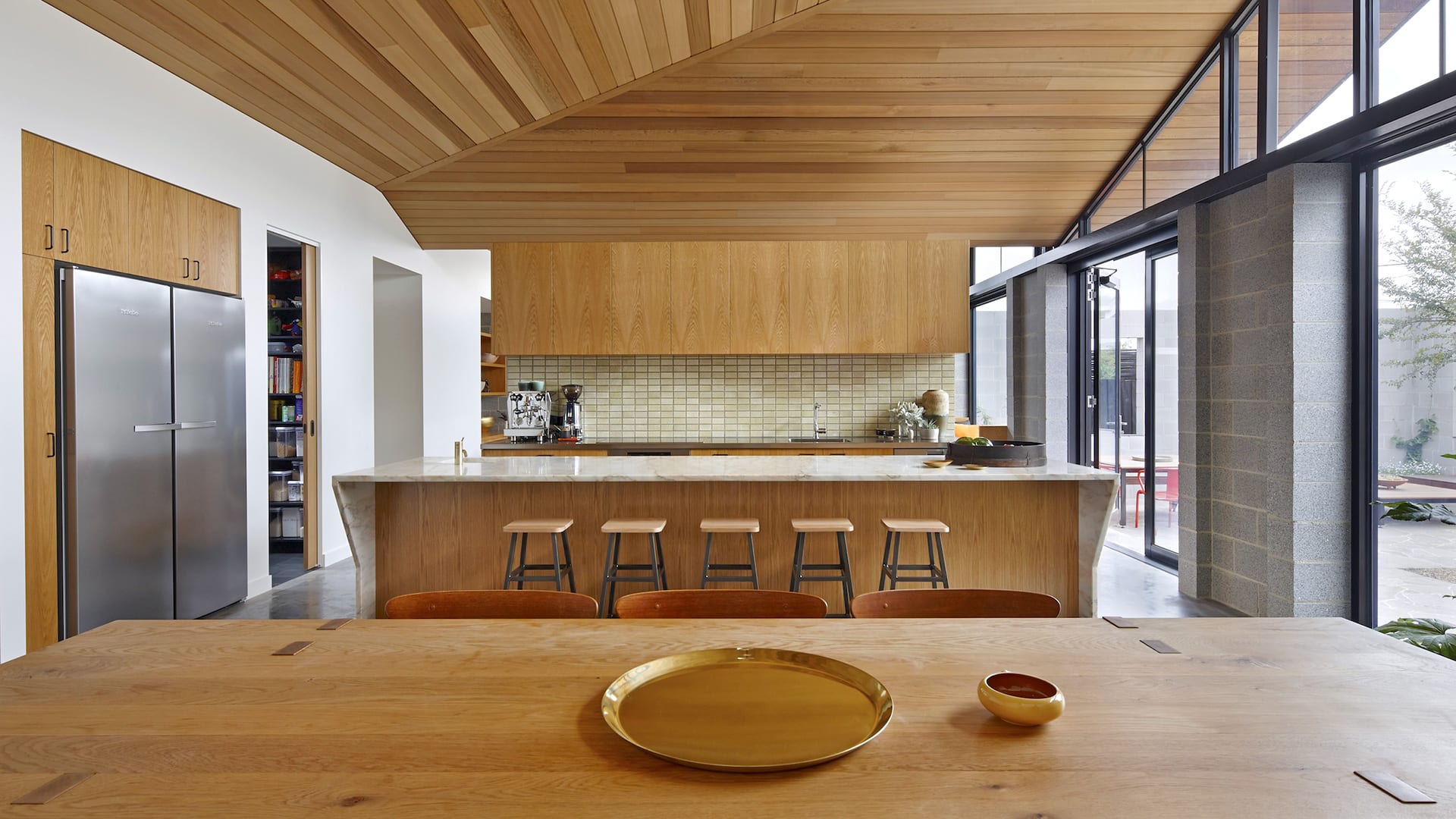 Russin_Banner_Home_Western-Red-Cedar-Paneling