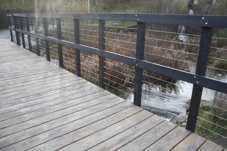 Case Study_Decking, Weathered Oak Vintage, Nant R Y Car (58)