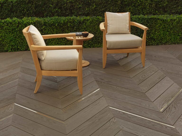 MDE176Y_Enhanced Grain_Ebony Grey_Chevron Inlay_ Lifestyle Hero