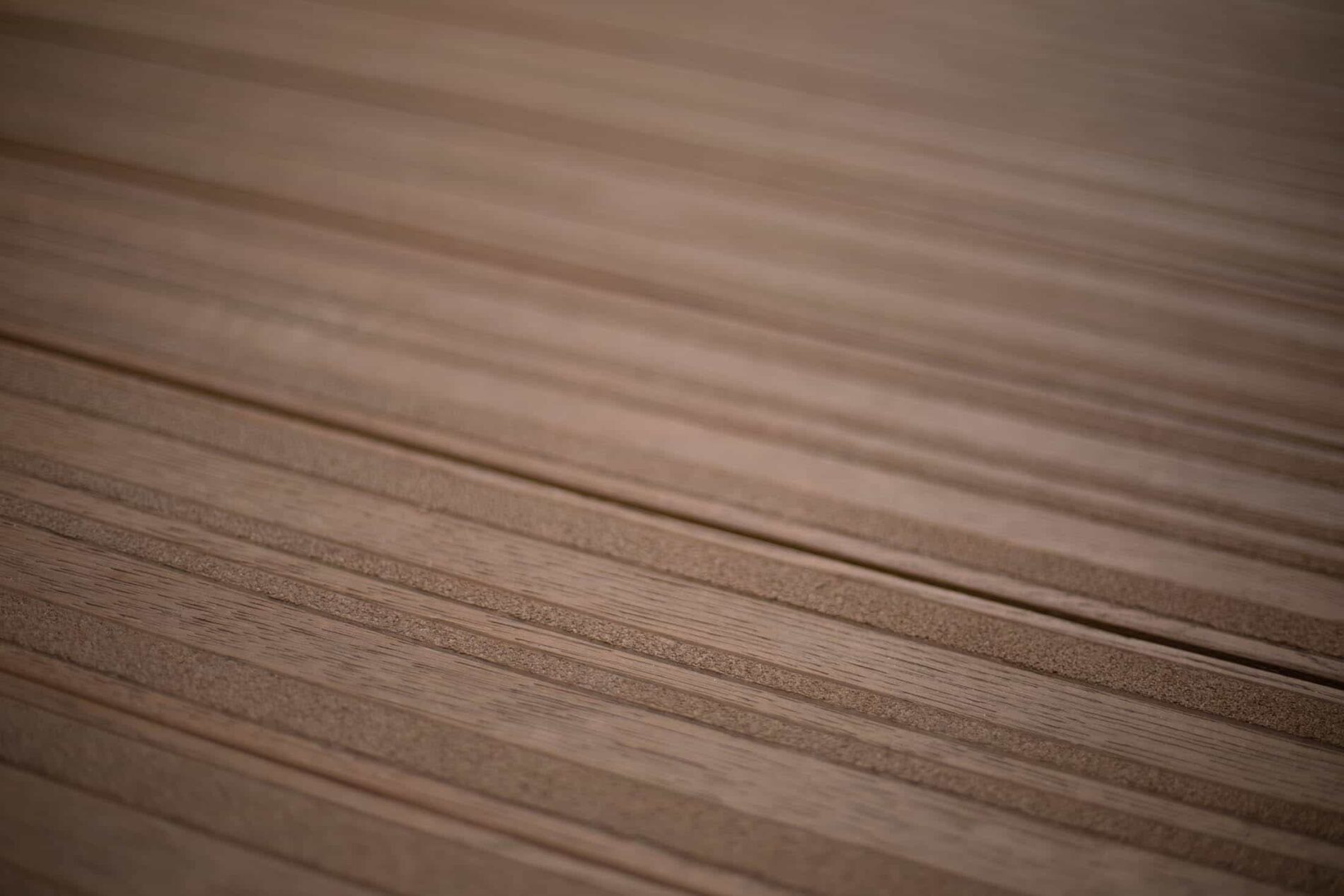 MDL200C_Lasta Grip_Coppered Oak_Closeup 4