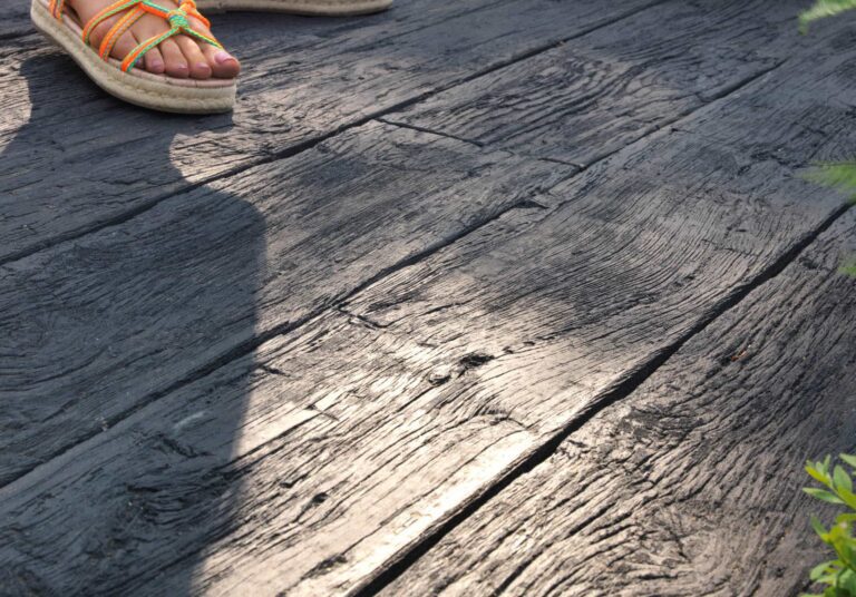 MDW200R_Weathered Oak_Embered_Cameo 1